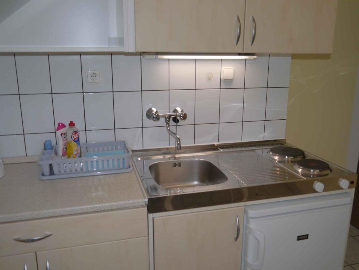 Apartments In Alsopahok/Balaton 27597 Экстерьер фото